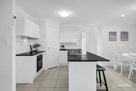 Property photo of 18 Chams Street Marsden QLD 4132