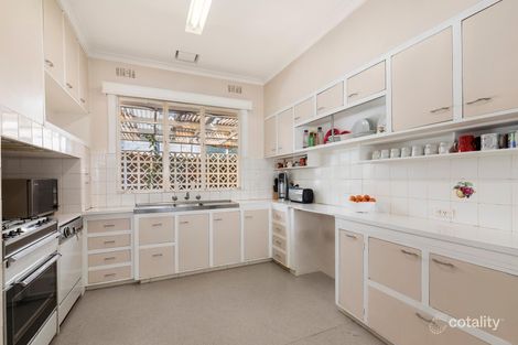 Property photo of 27 Hunter Drive Blackburn South VIC 3130