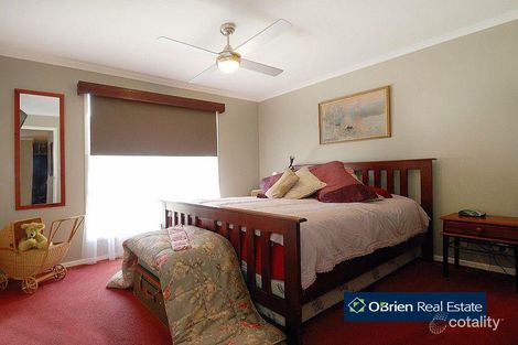 Property photo of 32 Warneet Road Blind Bight VIC 3980