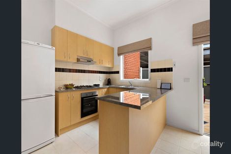 Property photo of 1/18 Tulloch Grove Glen Waverley VIC 3150