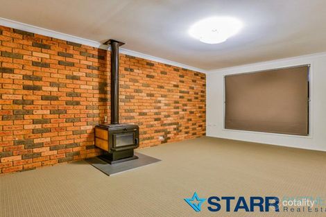 Property photo of 11 Serpentine Place Eagle Vale NSW 2558