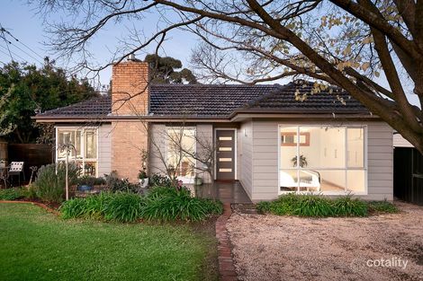 Property photo of 24 Frensham Road Macleod VIC 3085