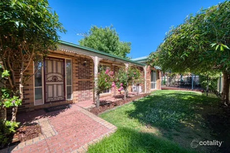 Property photo of 26 Turner Street Berwick VIC 3806