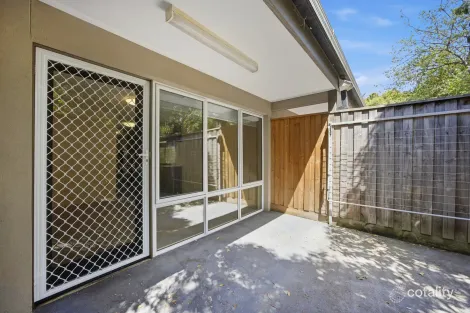 Property photo of 33 White Close Lilydale VIC 3140