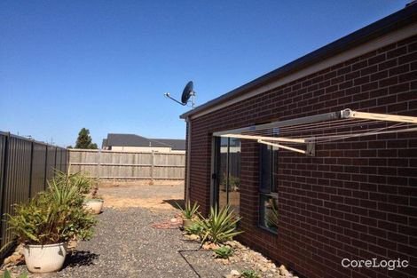 Property photo of 48 Arroyo Place Caroline Springs VIC 3023