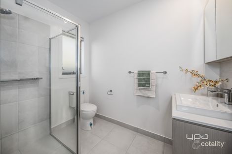 Property photo of 4 Broadleaf Boulevard Aintree VIC 3336