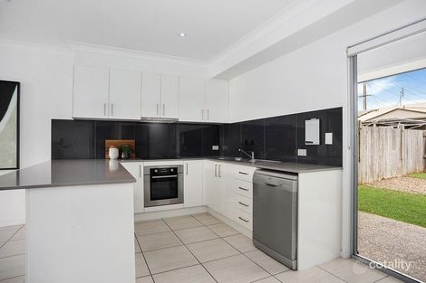 Property photo of 2/2 Honeysuckle Court Buderim QLD 4556