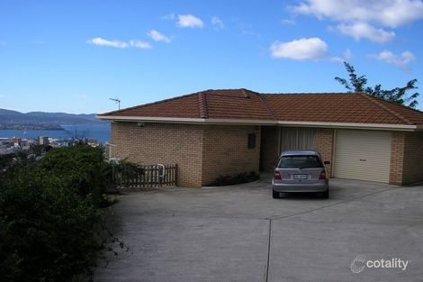 2/4 Hickson Pl, West Hobart, TAS 7000