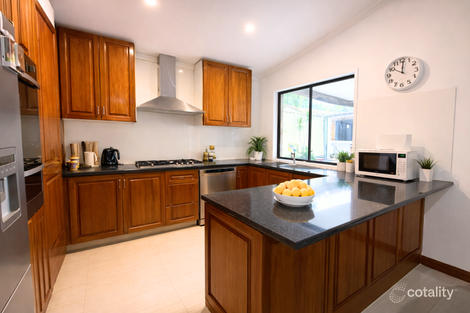 Property photo of 3 Pintail Crescent Forest Lake QLD 4078