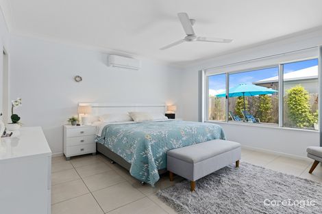 Property photo of 14 Cardross Link Smithfield QLD 4878