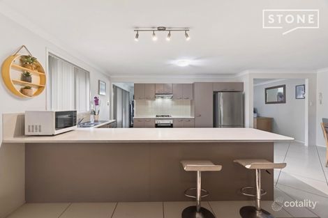 Property photo of 16 Ryan Close Woongarrah NSW 2259