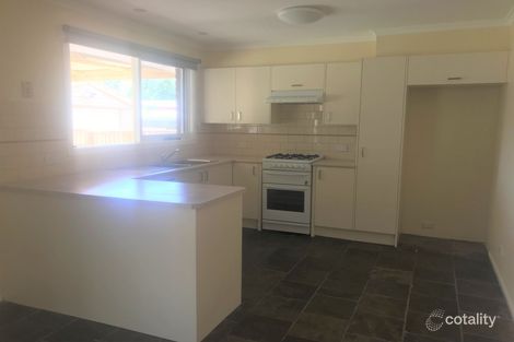 Property photo of 18 Gleneagles Drive Sunbury VIC 3429