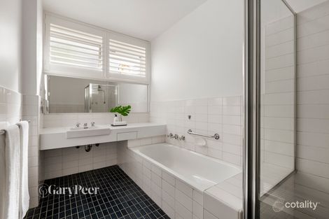 Property photo of 2/47 Denbigh Road Armadale VIC 3143