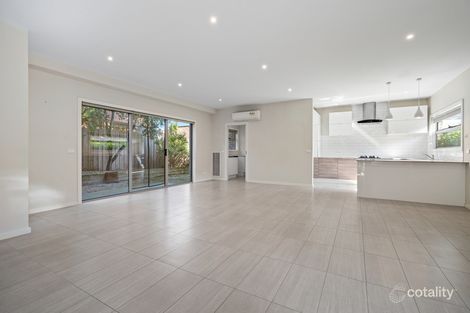 Property photo of 2/33 McGlynn Avenue South Morang VIC 3752