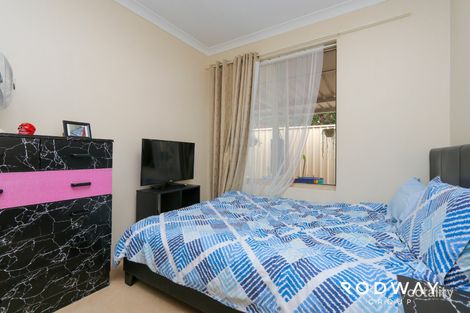 Property photo of 1 Helena Road Cooloongup WA 6168