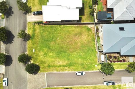 1 Twilight Cl, Red Head, NSW 2430