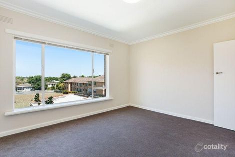 Property photo of 3/2A Brenbeal Street Balwyn VIC 3103