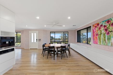 Property photo of 24 Michelle Drive Maiden Gully VIC 3551