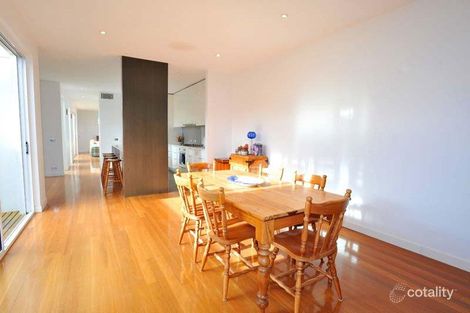 Property photo of 2/89 Railway Crescent Williamstown VIC 3016