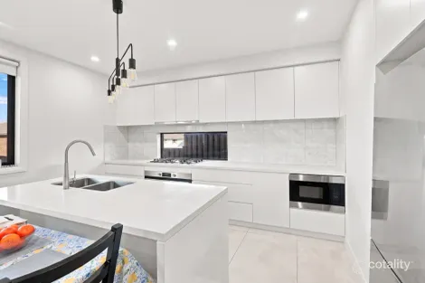 Property photo of 8 Heartfruit Avenue Cobbitty NSW 2570