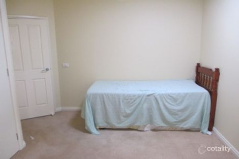 Property photo of 19 Eucumbene Drive Berwick VIC 3806