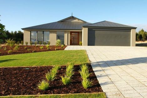 Property photo of 101 Lakeview Crescent Bridgetown WA 6255