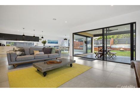 Property photo of 7 Inglis Street Mornington VIC 3931