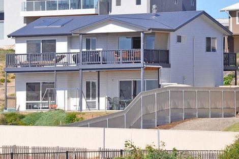 14 Hero Ave, Middleton, SA 5213