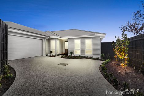 Property photo of 22 Cass Street Rosebud VIC 3939