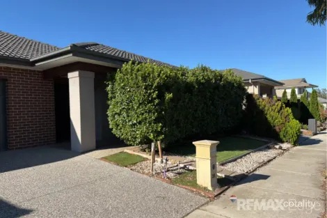35 Kurrali Cres, Werribee, VIC 3030