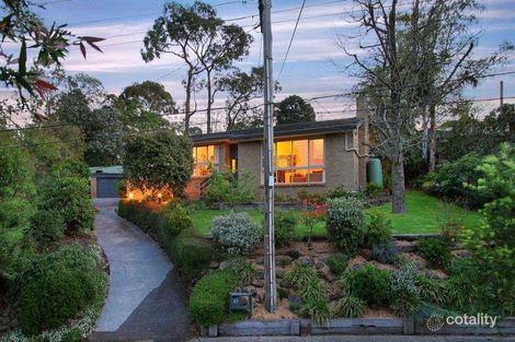 Property photo of 32 Andrew Crescent Croydon South VIC 3136