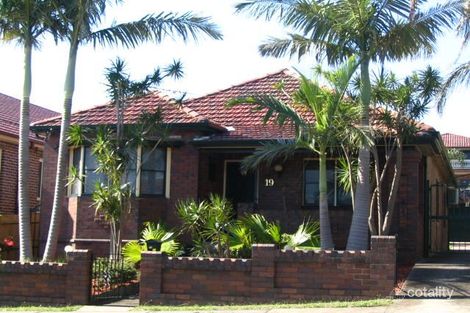 19 Lasswade St, Ashbury, NSW 2193