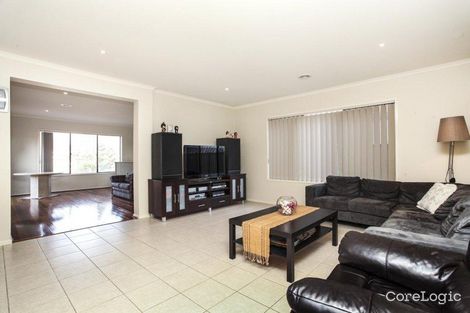 Property photo of 7 Lockie Place Taylors Hill VIC 3037