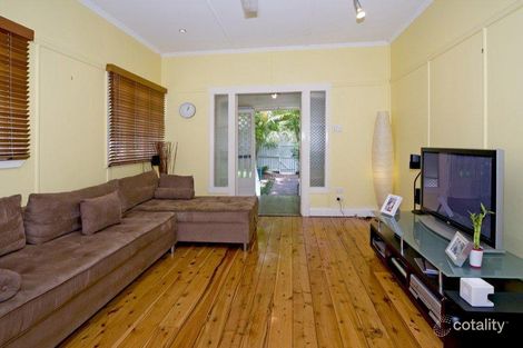 76 Mcilwraith Ave, Norman Park, QLD 4170