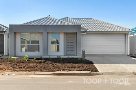 Property photo of 14 Barritt Road Munno Para Downs SA 5115