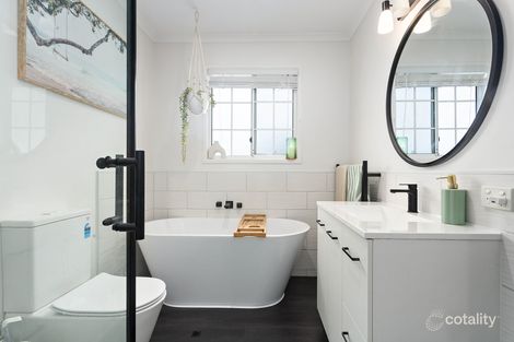 Property photo of 1 Diann Street Flinders View QLD 4305