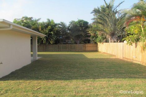 Property photo of 5 Waterfront Drive Agnes Water QLD 4677