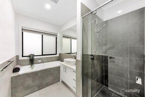 Property photo of 5 Sash Street Greenvale VIC 3059