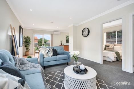 Property photo of 15 Ruby Place Werribee VIC 3030