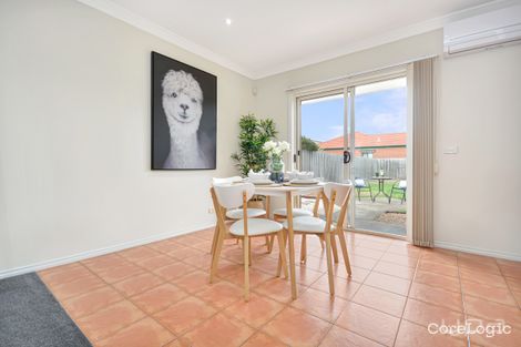 Property photo of 15 Ruby Place Werribee VIC 3030