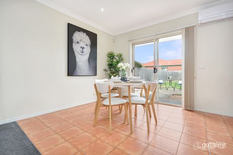 Property photo of 15 Ruby Place Werribee VIC 3030