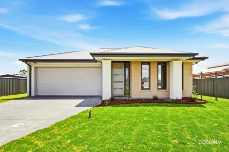 5 Fleming St, Stratford, VIC 3862