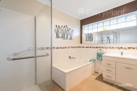 Property photo of 38 Rickards Avenue Knoxfield VIC 3180