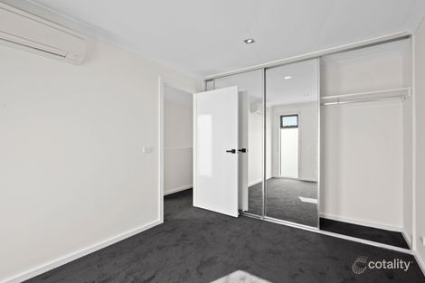 Property photo of 2/227 McKinnon Road McKinnon VIC 3204