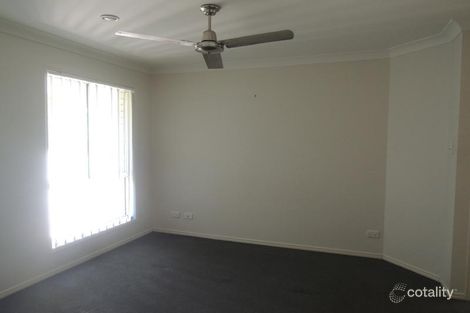 Property photo of 14 Parkvista Lane Eagleby QLD 4207