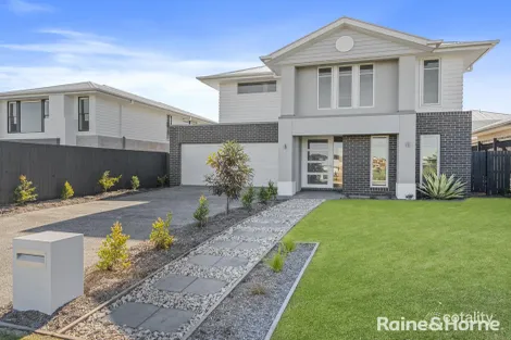 16 Tauton Way, Redland Bay, QLD 4165