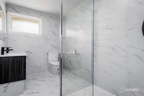 Property photo of 1/9 Chivers Avenue Glen Waverley VIC 3150