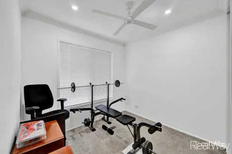 Property photo of 2 Cypress Street Avoca QLD 4670