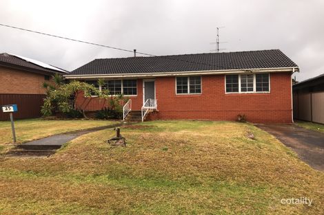 25 Roberts Ave, Barrack Heights, NSW 2528