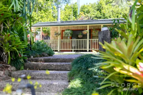 9 Church St, Pomona, QLD 4568